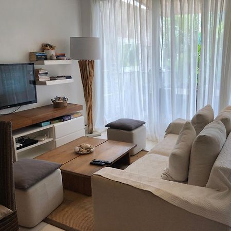 2 Bedrooms Charming Apartment, West Island Resort Рівьєр-Нуар Екстер'єр фото